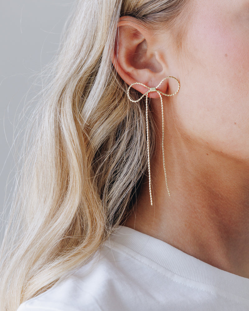 Lasso Bow Earring