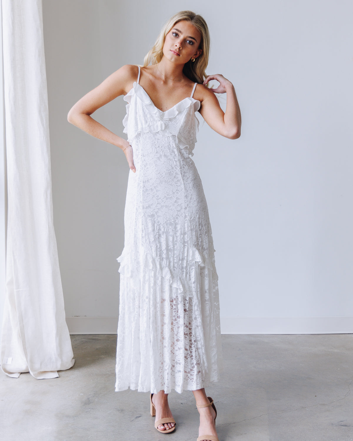 Annabelle Lace Maxi Dress